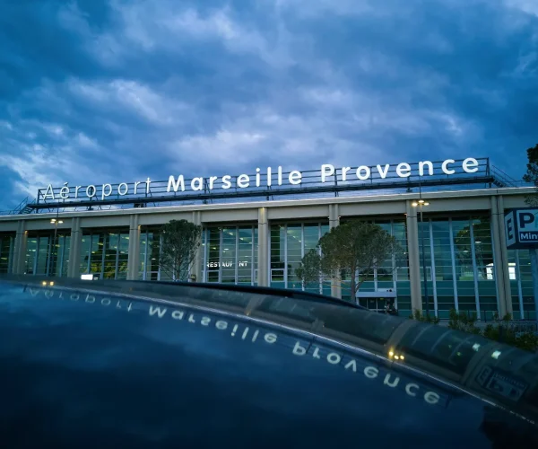 Driver-marseille-provence-aeroport